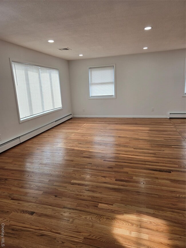 Photo - 25 Johnson Pl