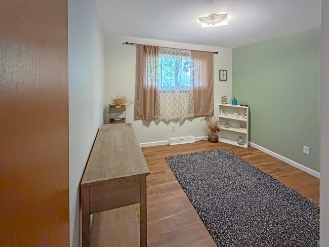 440 Jerelyn Ct