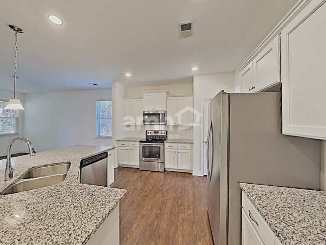 Photo - 209 McBee Pl