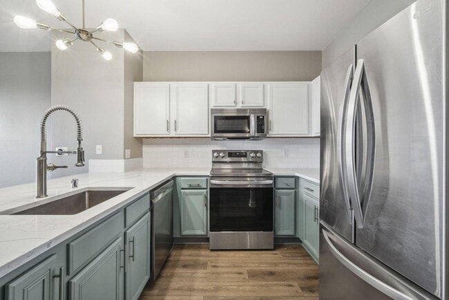 Photo - 4110 S Lake Dr Unit 233