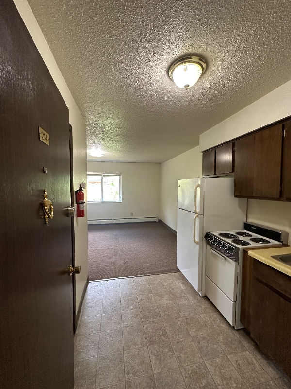 Photo - 320 Oak Ave N Apartment Unit 214