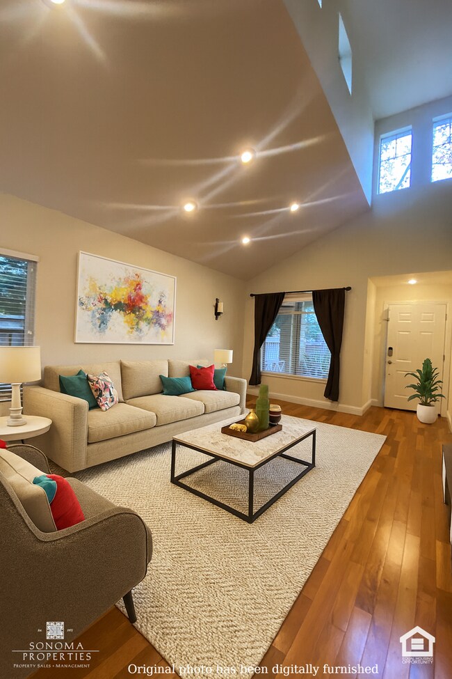 Photo - Lovely Updated 3BD/2.5BA Home Located In Fryer Creek!