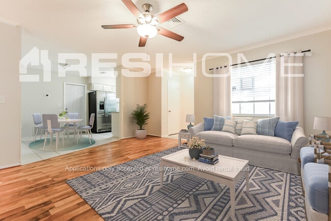 Photo - 1020 Hope St
