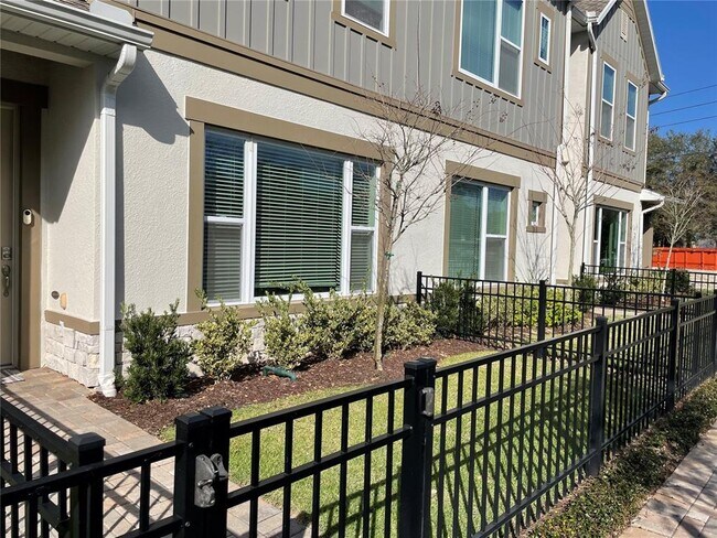 Photo - 907 Wild Date Ln