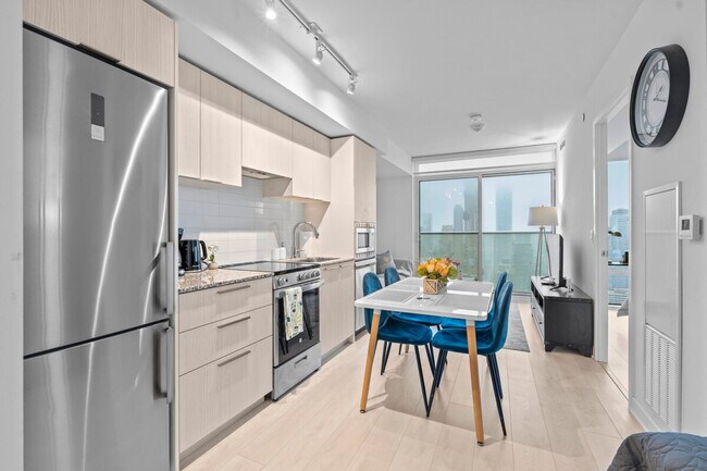 Photo - 535 Yonge St Unit ID1345834P