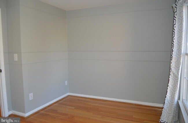 Available room - 3001 Colonial Springs Ct