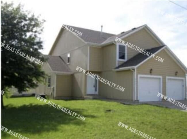 306 N 9th St