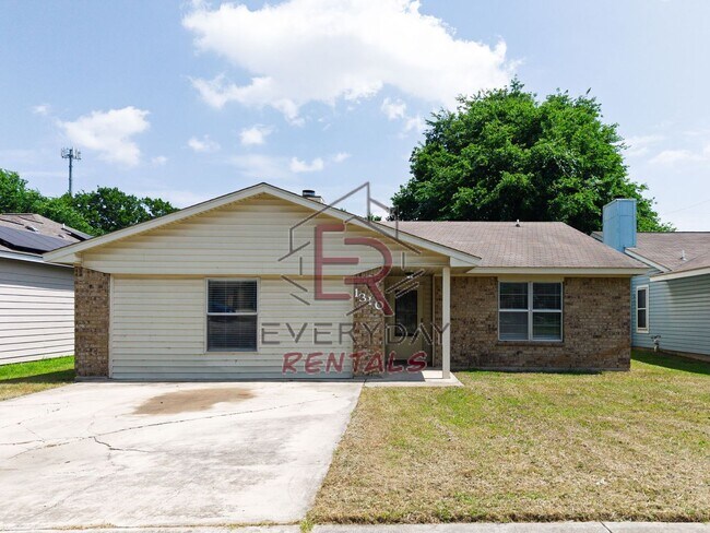 Building Photo - 1310 Goodhue Dr