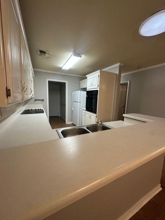 Photo - 3005 SW 28th Ave