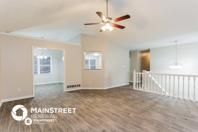 Photo - 231 Silverthorne Dr