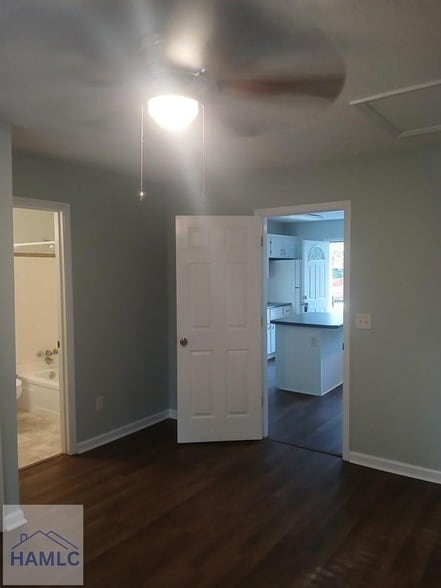 Photo - 125 Rolland St
