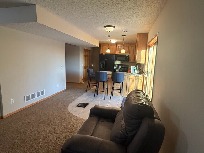 Photo - 475 Moers Cir