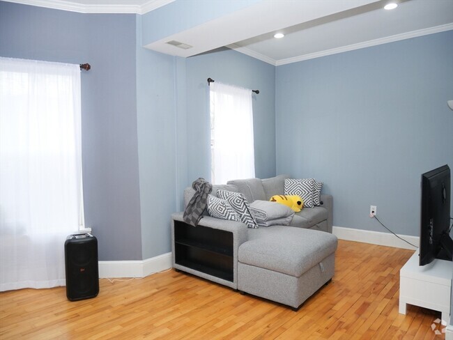Building Photo - 43 E Springfield St Unit 4 Rental