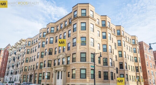 Building Photo - 157-111 Hemenway St Unit 100 Hemenway St #307 Rental