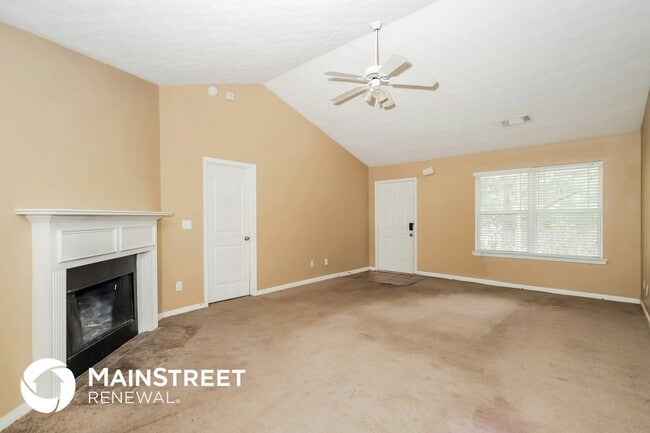 Photo - 65 Dayton Way
