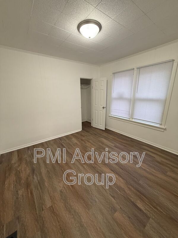 Photo - 1827 NW Tyler St