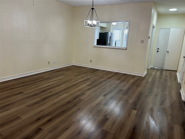 Photo - 12400 Brookglade Cir