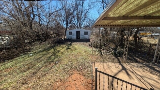 Photo - 1606 SE 61st St