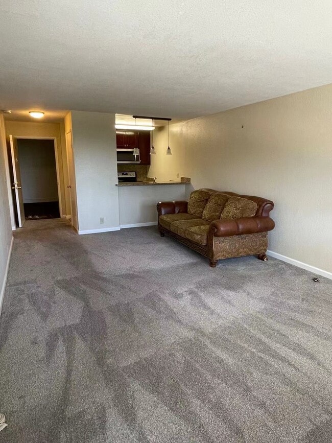 Photo - 980 Kiely Blvd Unit 224