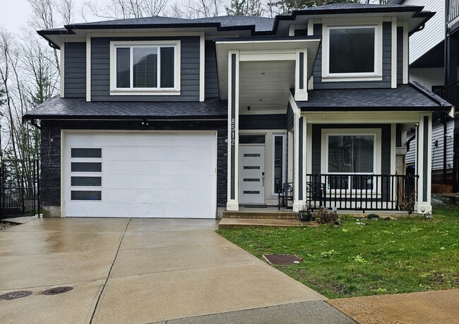 Building Photo - 8512 Forest Gate Dr