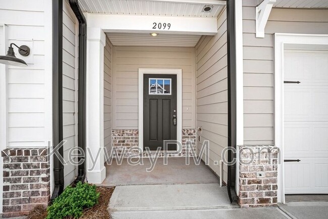 Photo - 2099 Denmark Ave SE