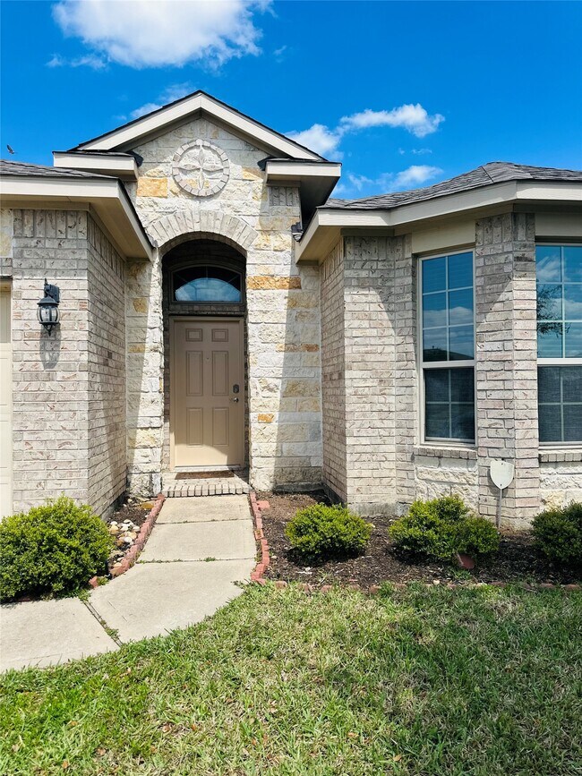 Photo - 5202 Lilac Hollow Ln