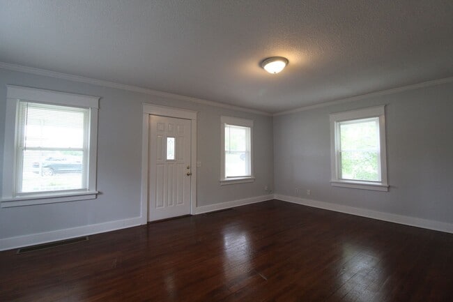 Photo - 2 Bedroom Home Near KU MED
