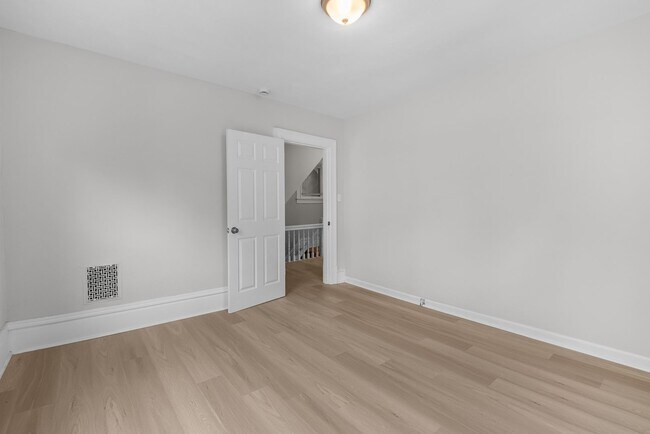 Photo - 589 5th St Unit 589 5th Street  2