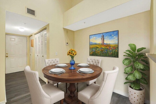 Photo - 4101 San Marino Blvd Unit 303