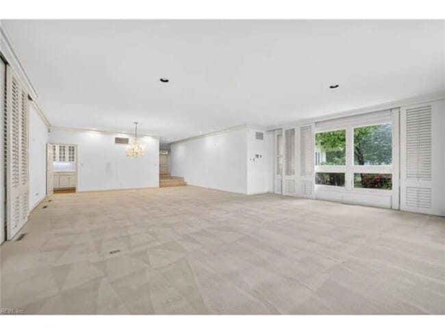 Photo - 5 Bedroom 5 Bathroom