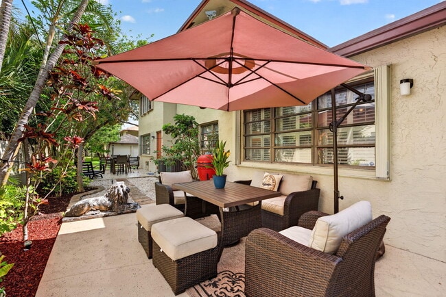 Photo - 3951 NE 17th Ave Unidad 703