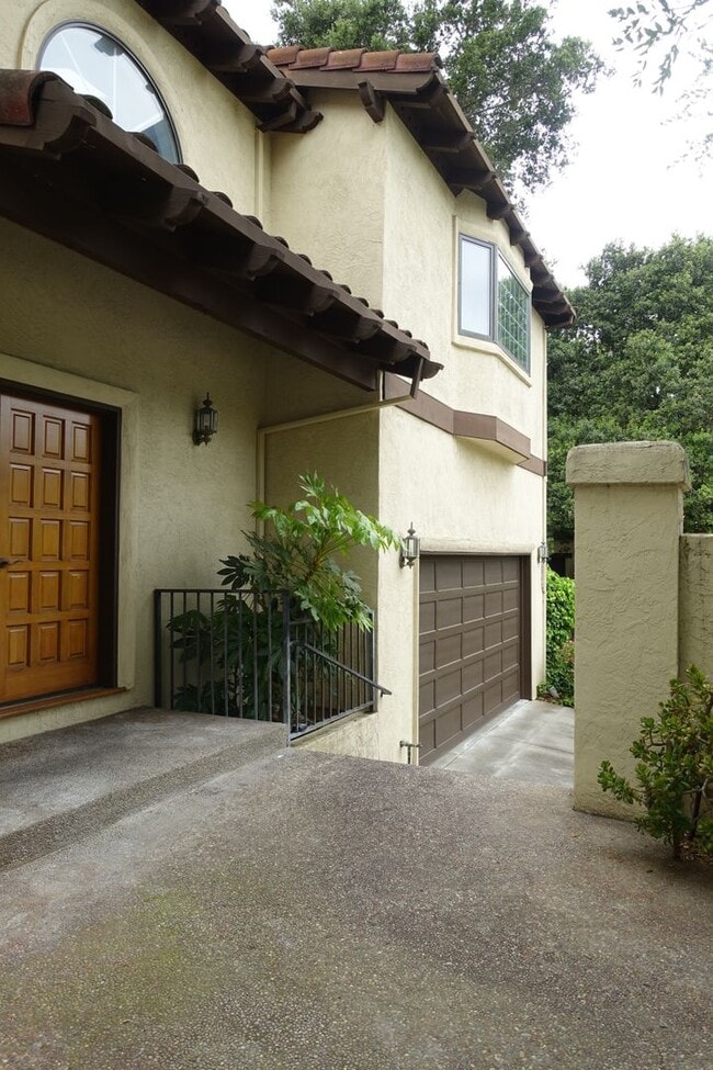 Photo - Spacious home, close to downtown Los Altos. Easy commute location. Great Los Altos Schools!