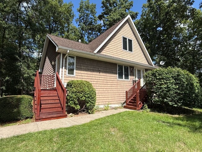 Photo - 7366 Surrey Dr