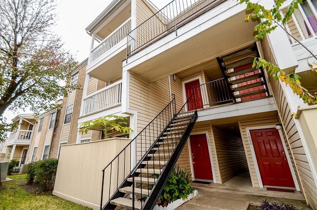 Building Photo - 2750 Holly Hall St Unit 1604