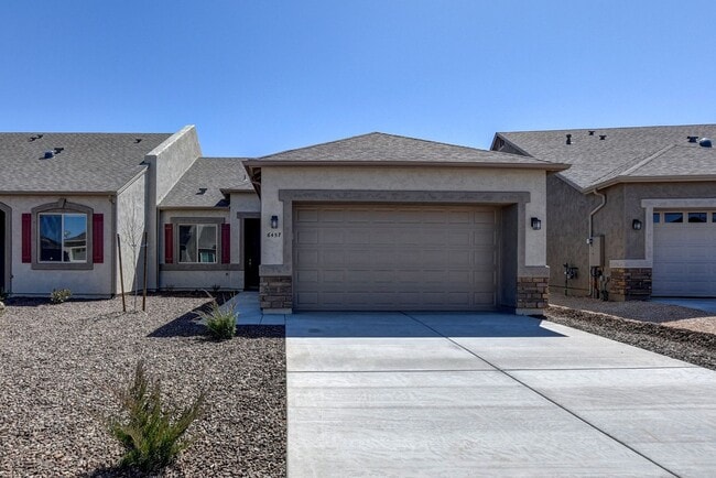 Building Photo - Beautiful Townhome in Granville