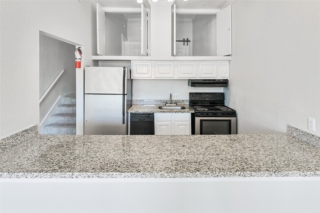 Building Photo - 7820 Seawall Blvd Unit 129 Rental