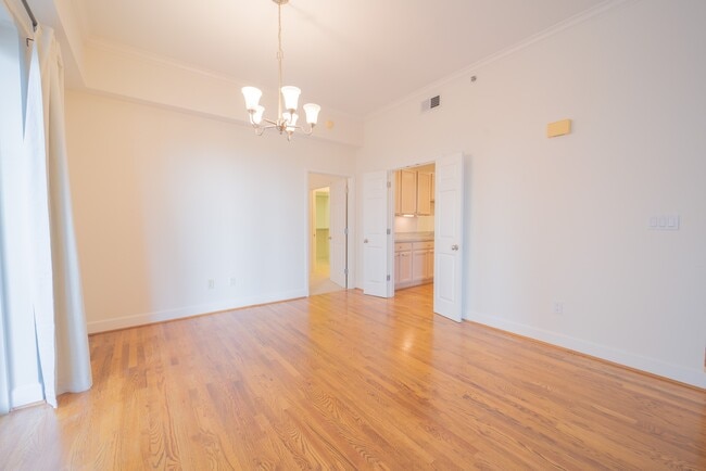 Photo - 2520 Robinhood St Unit 505