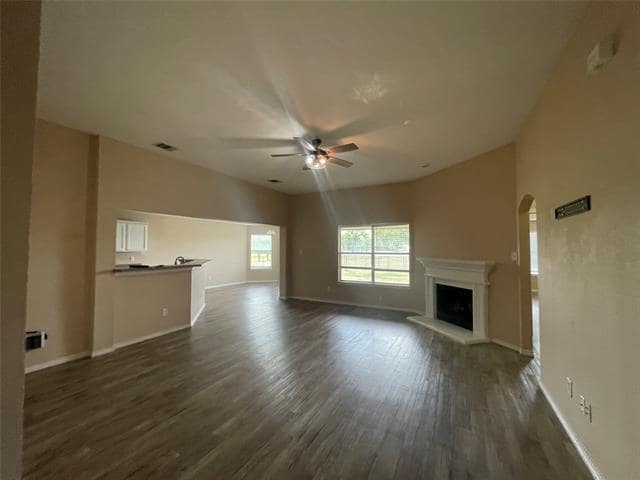 Photo - 306 Packer Dr