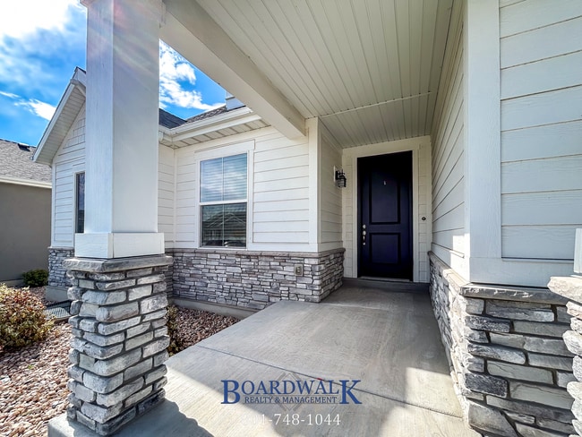 Photo - Spacious 2-Bed + Loft with Premium Finishes