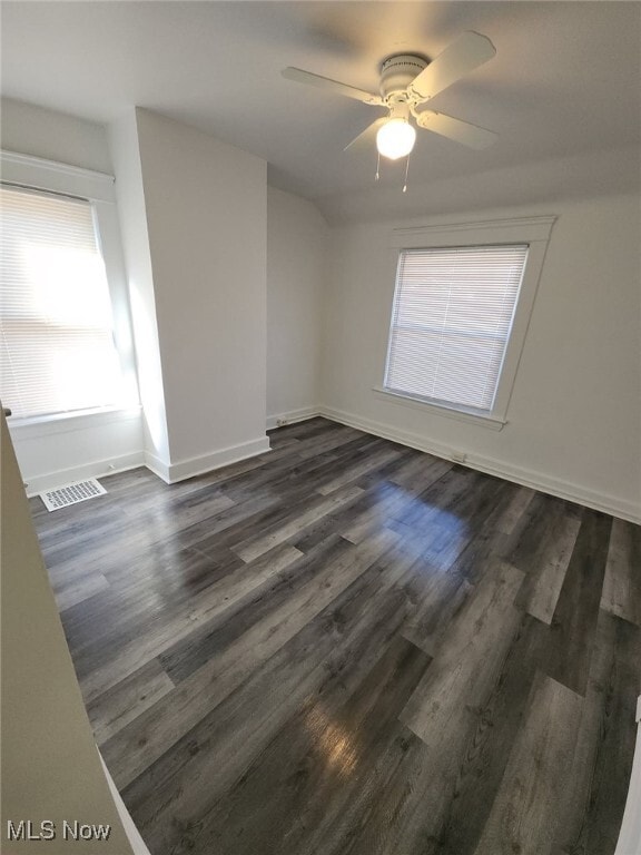 Photo - 905 Selwyn Rd