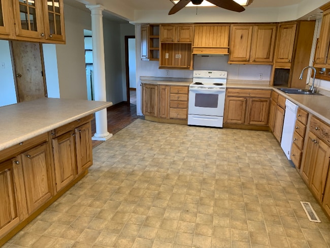 Photo - 116 Spring Rd