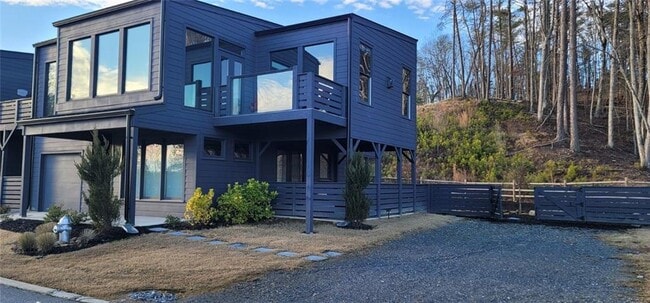 Building Photo - 109 Marina Parc Dr