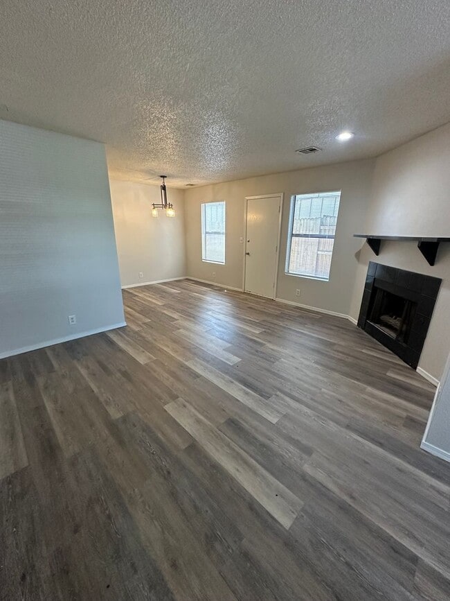 Photo - 3 bed 2 bath