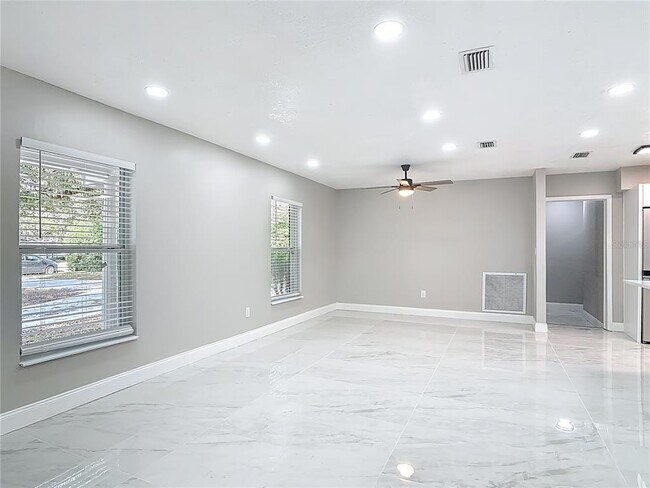 Photo - 31440 Prestwick Ave