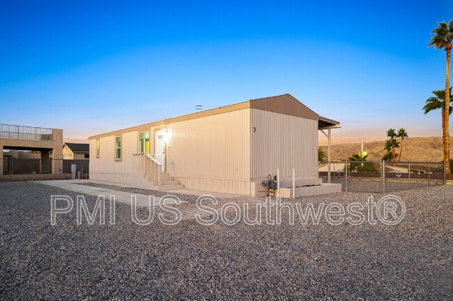 Building Photo - 437 Riverfront Dr