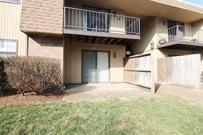 Building Photo - 420 Walton Ln Unit APT M68