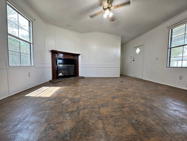 Photo - 2478 Hintz Rd