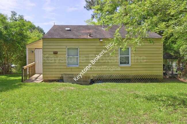 Photo - 1241 Auburn Dr