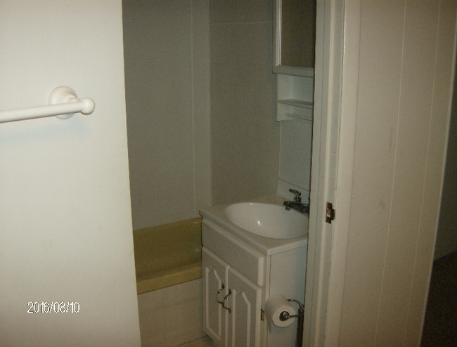 Photo - 308 Market St