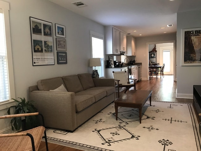 Photo - Hyde Park gem with Casita!!!